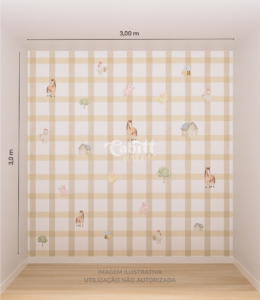 Quarto de bebê em tons neutros com berço branco, cômoda verde clara e papel de parede infantil fazendinha com padrão xadrez bege e ilustrações minimalistas de animais.